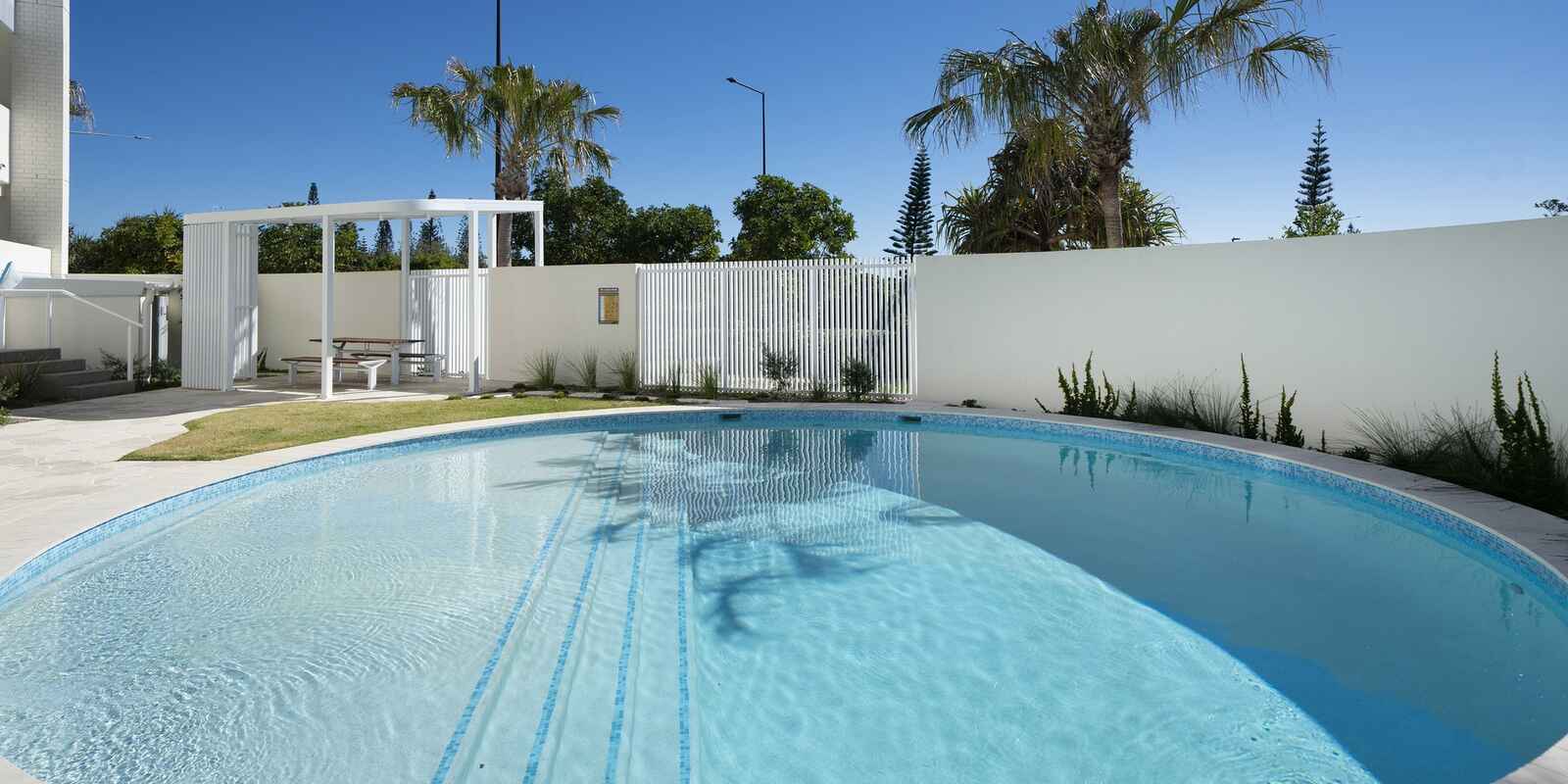 21/6 Barrel Street Bokarina