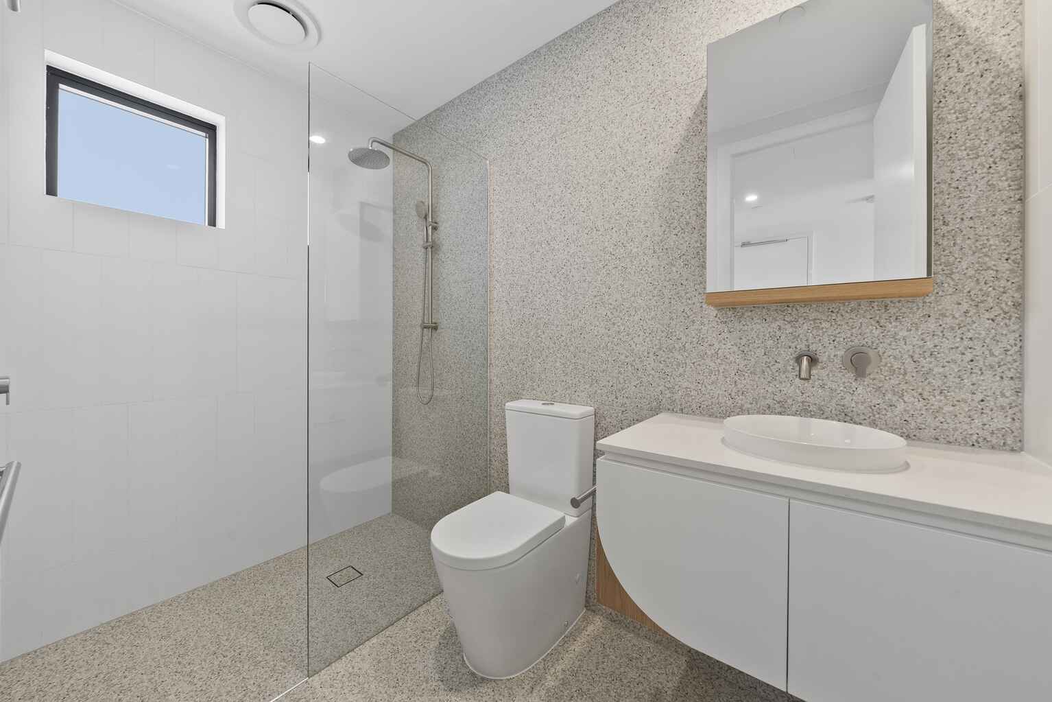 21/6 Barrel Street Bokarina