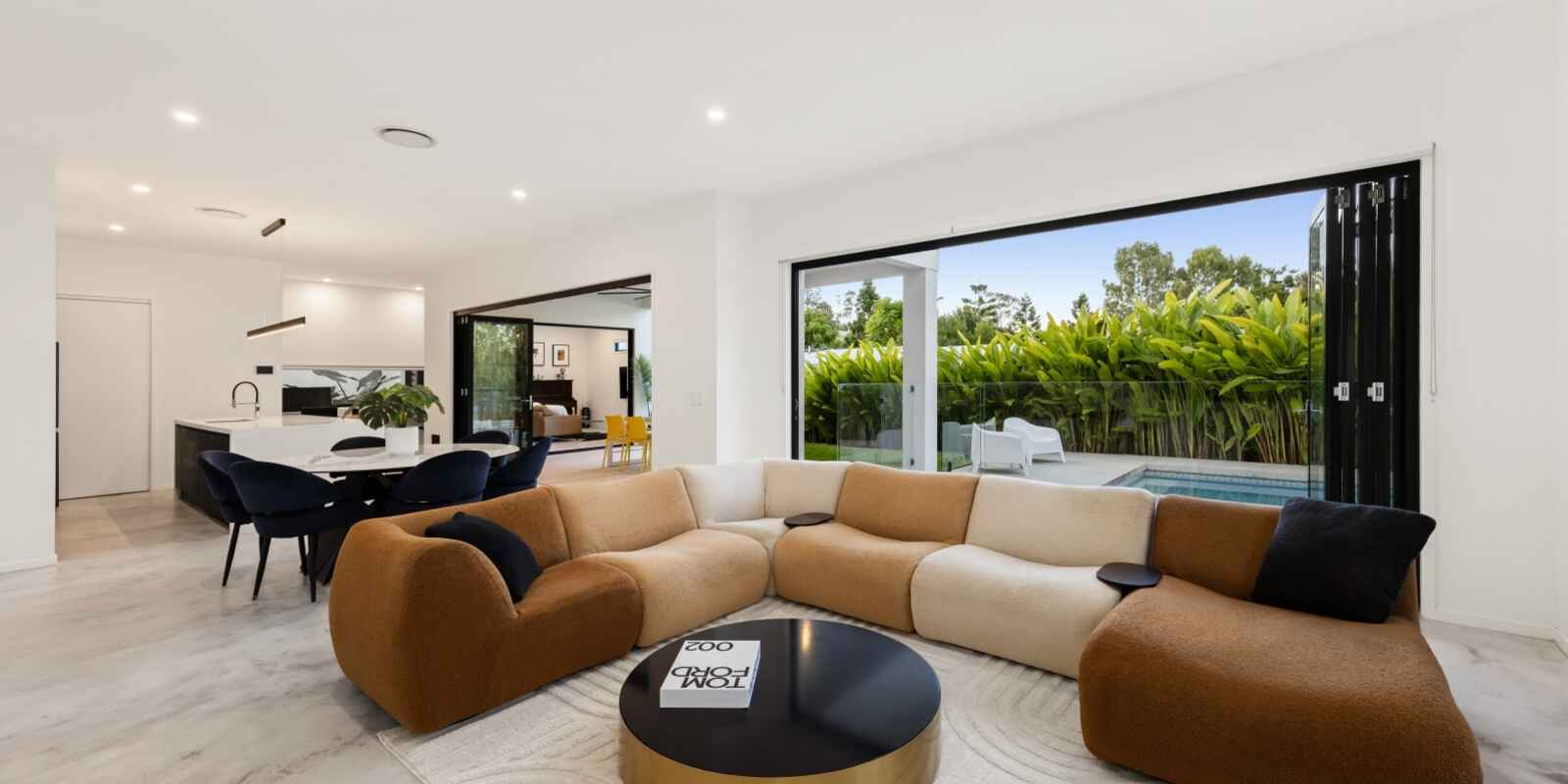 11 Vantage Drive Yaroomba