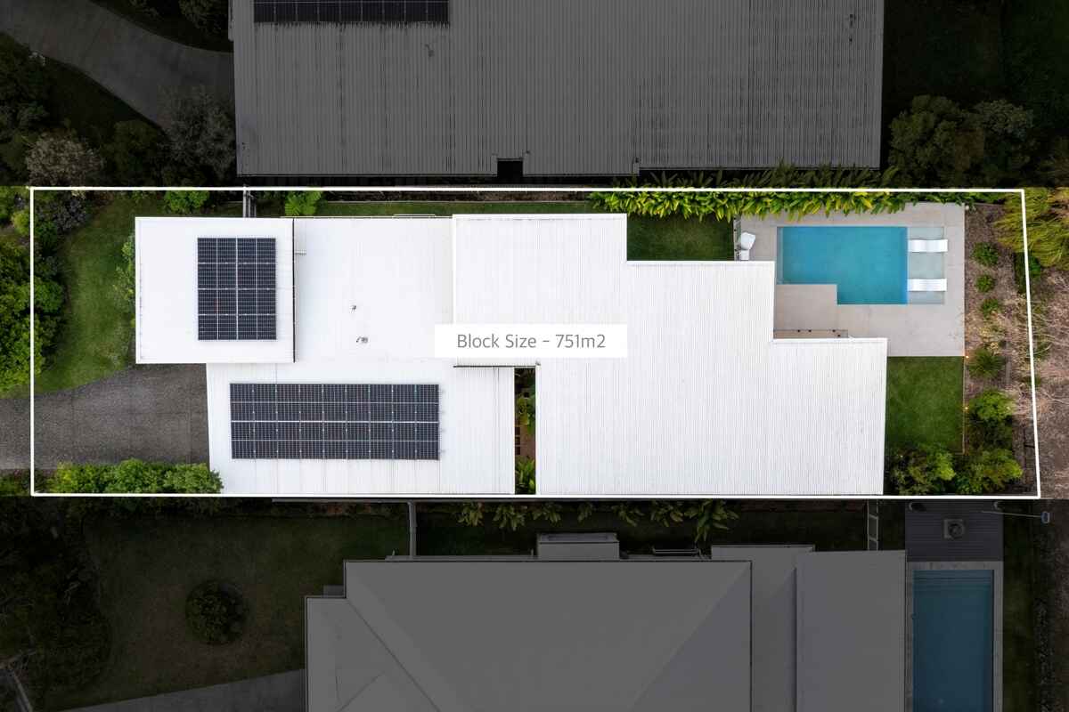 11 Vantage Drive Yaroomba