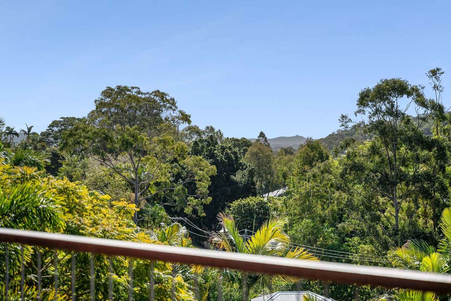 6 Coral Place Mount Coolum