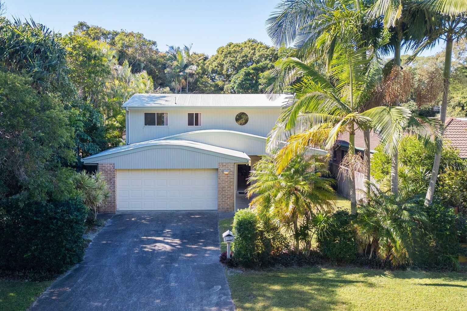 18 Warran Road Yaroomba