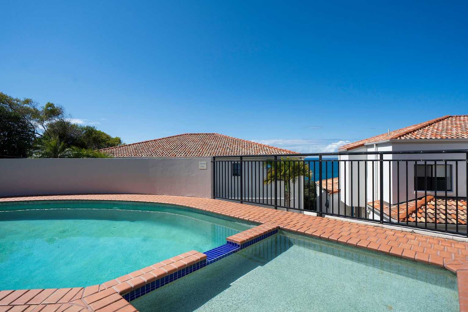 11/21 Bay Terrace Coolum Beach