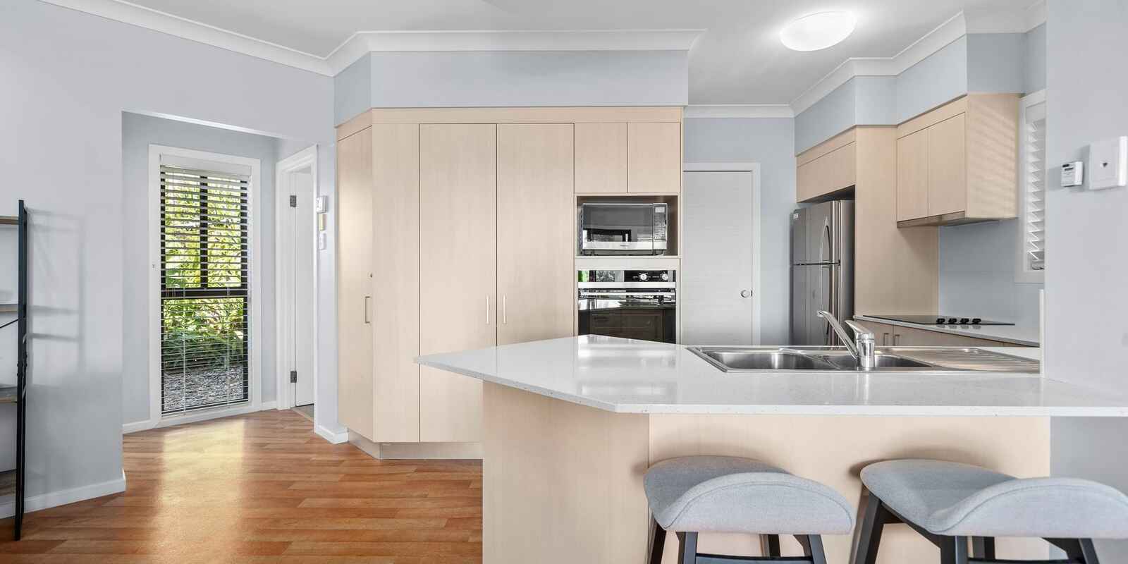 17/21 Bay Terrace  Coolum Beach