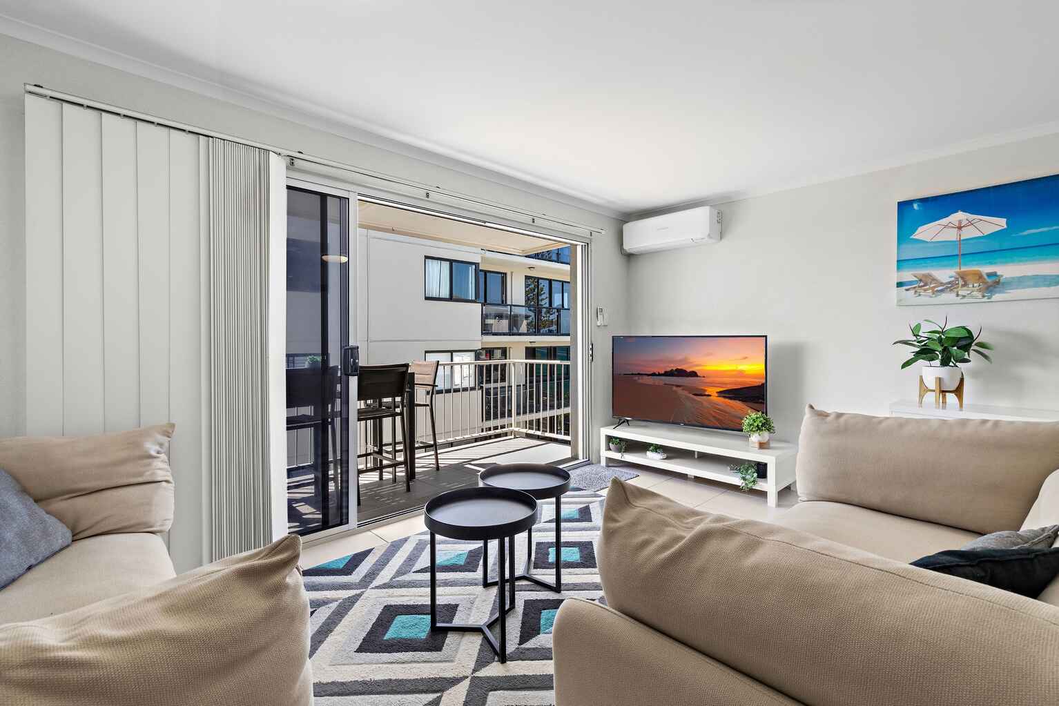 10/1734 David Low Way Coolum Beach