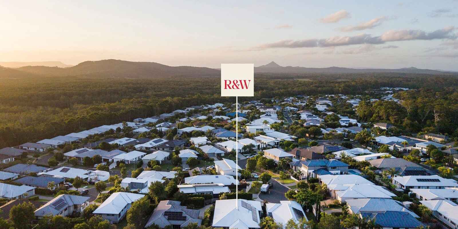 10 Tomoka Close Peregian Springs