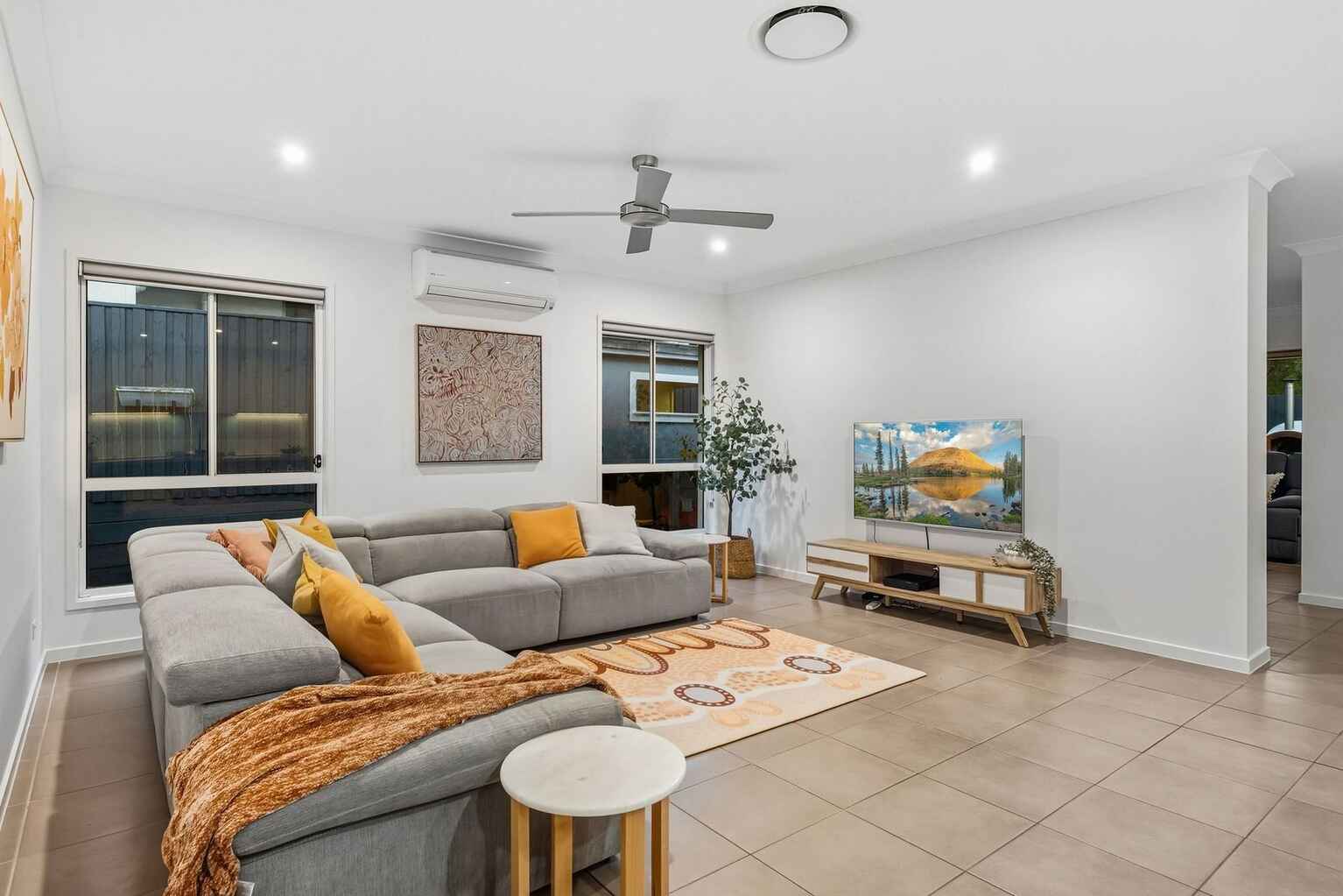 10 Tomoka Close Peregian Springs