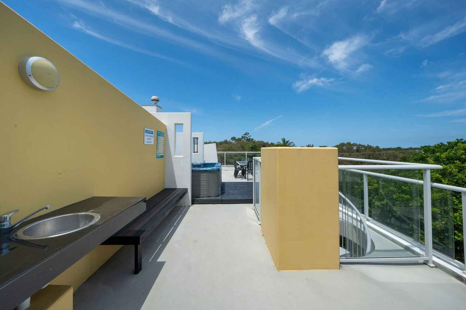 17/1864-1870 David Low Way Coolum Beach