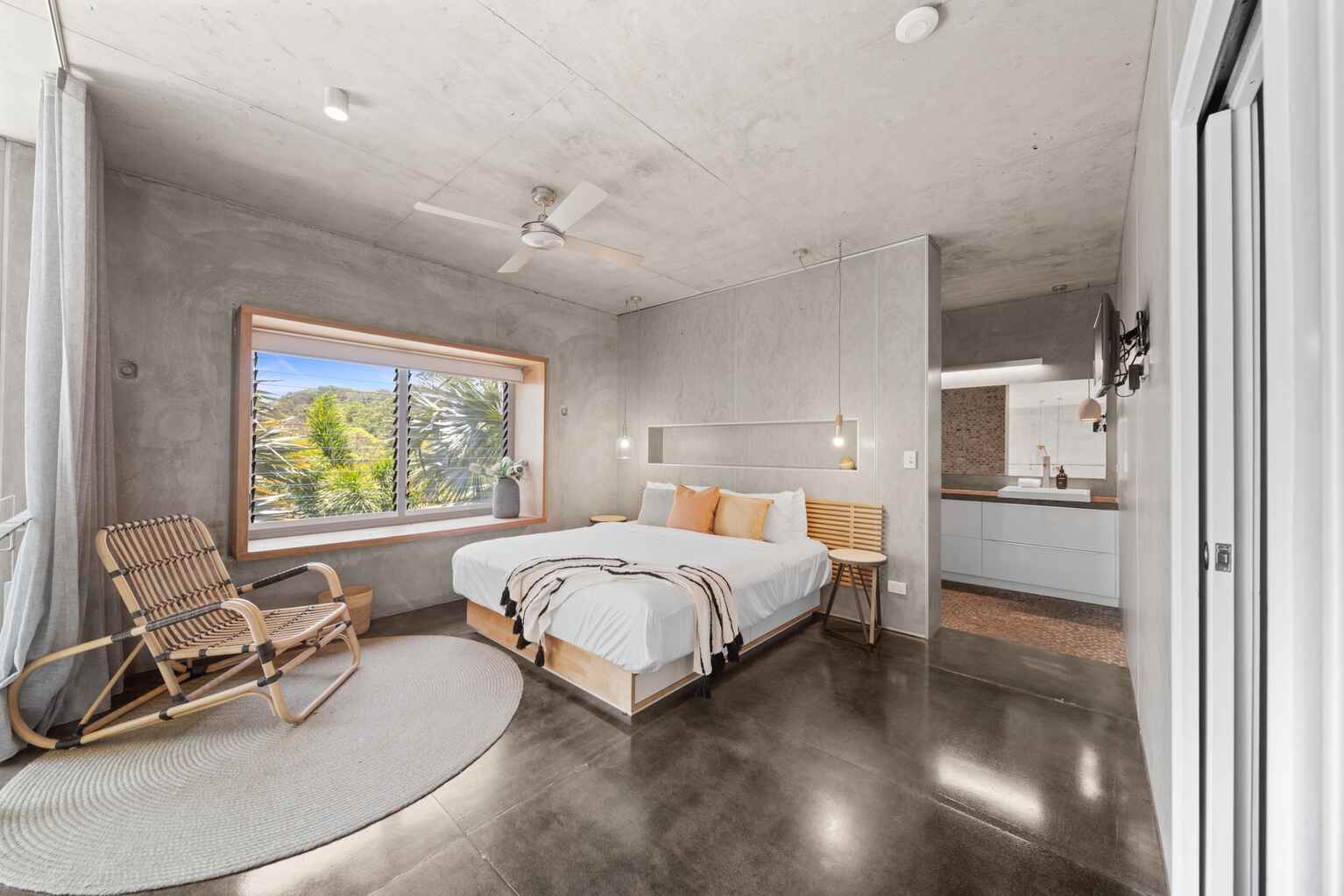 4 Opal Place Yaroomba