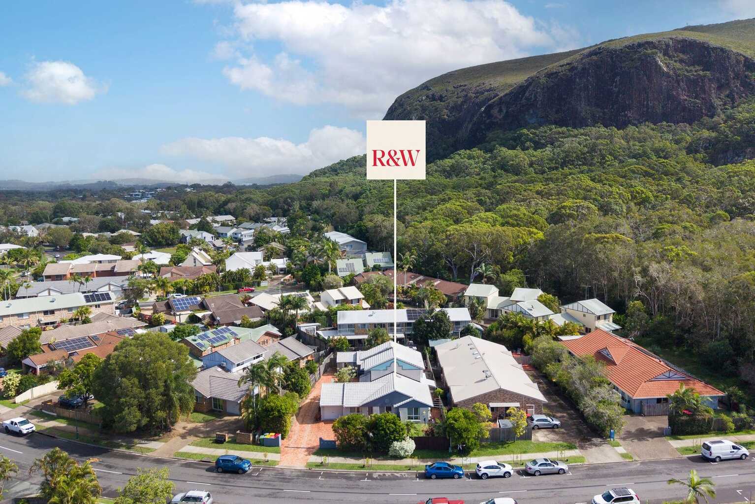 1/33 Jarnahill Drive Mount Coolum