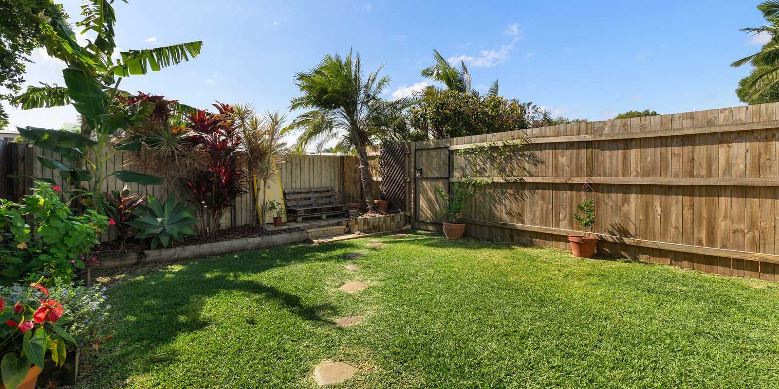1/33 Jarnahill Drive Mount Coolum