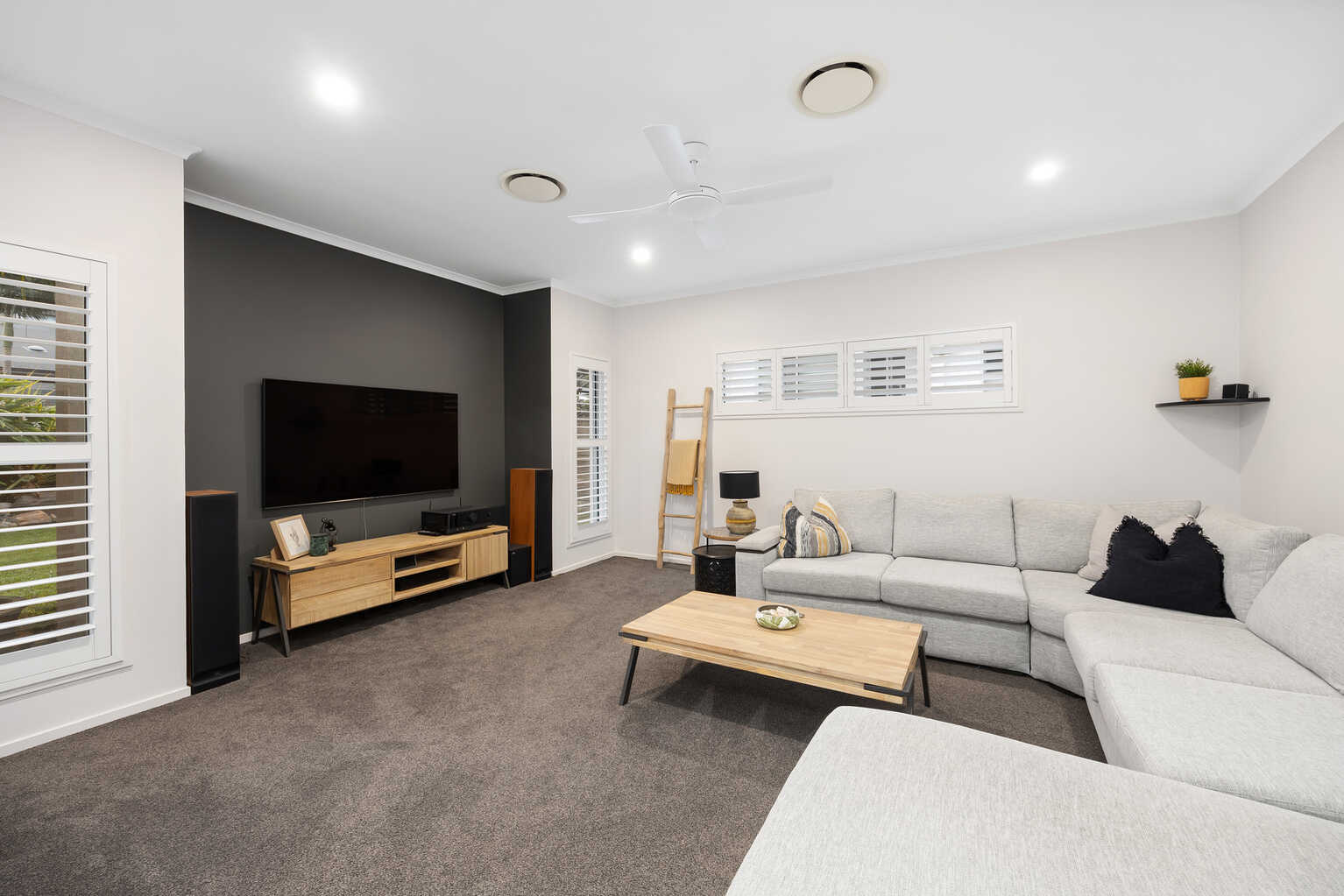 30 Donegal Drive Yaroomba 30 Donegal Drive Yaroomba
