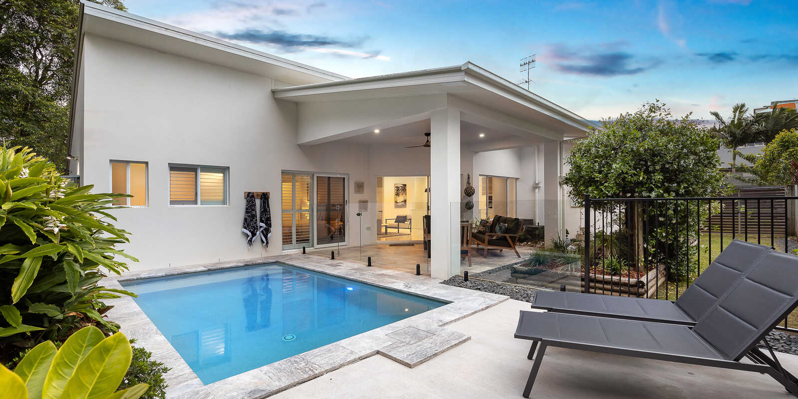30 Donegal Drive Yaroomba 30 Donegal Drive Yaroomba
