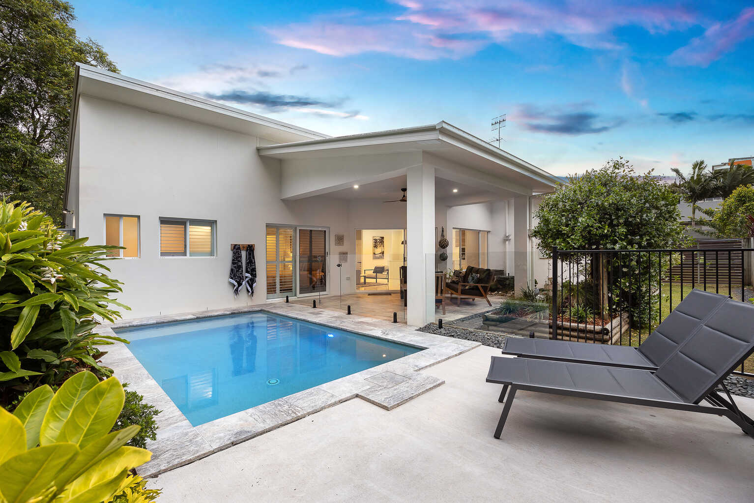 30 Donegal Drive Yaroomba 30 Donegal Drive Yaroomba
