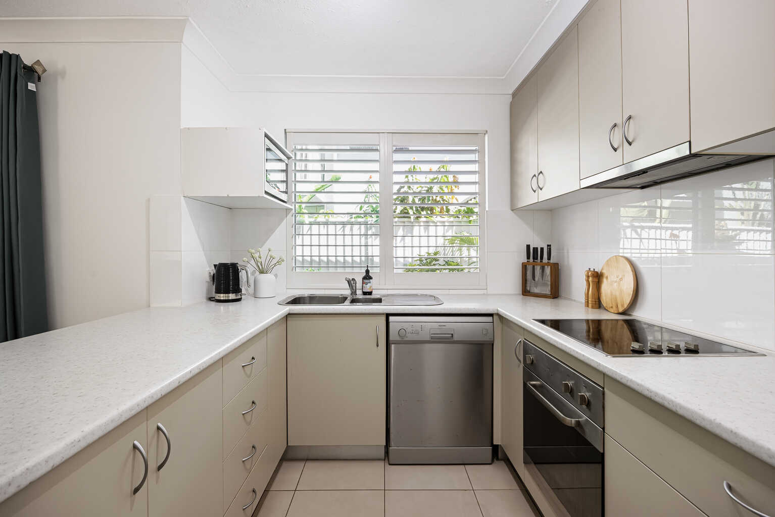 1/8A Low Street Yandina