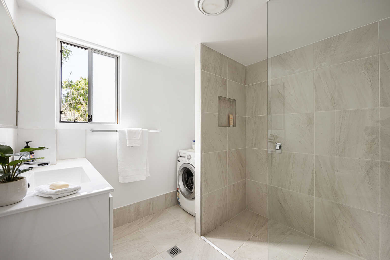 1/8A Low Street Yandina