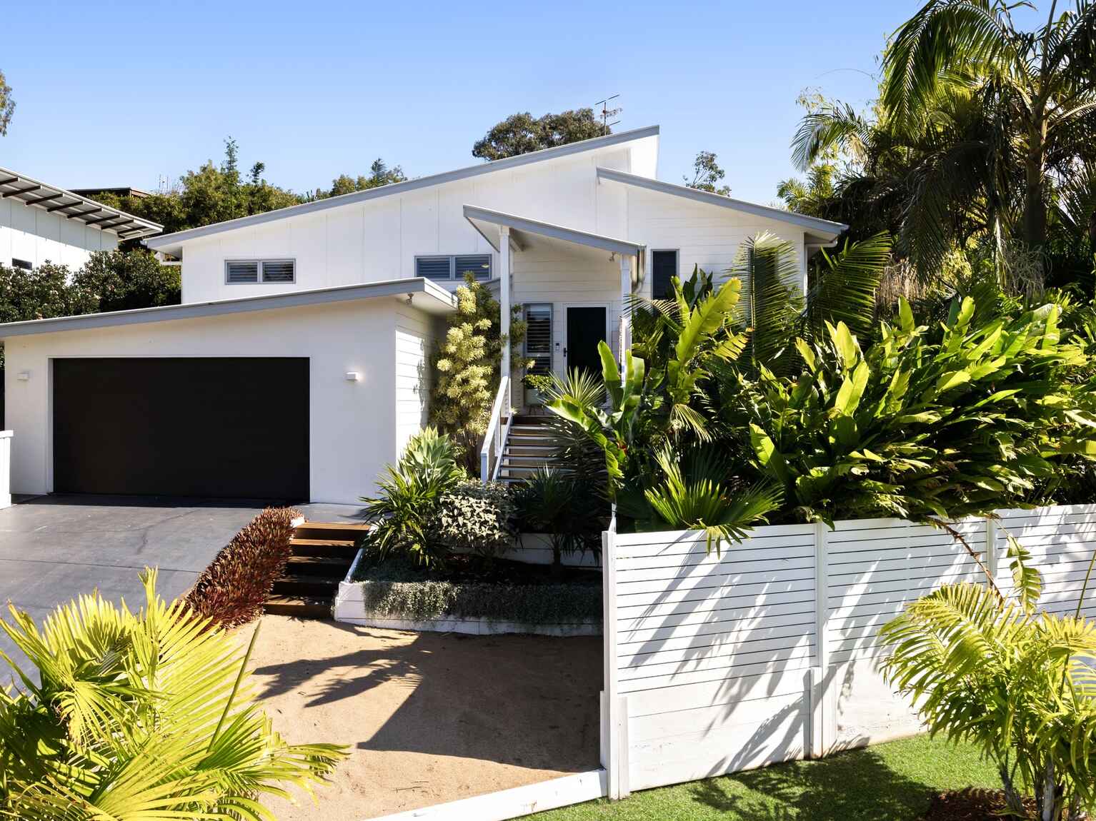 23 Tolkien Place Coolum Beach