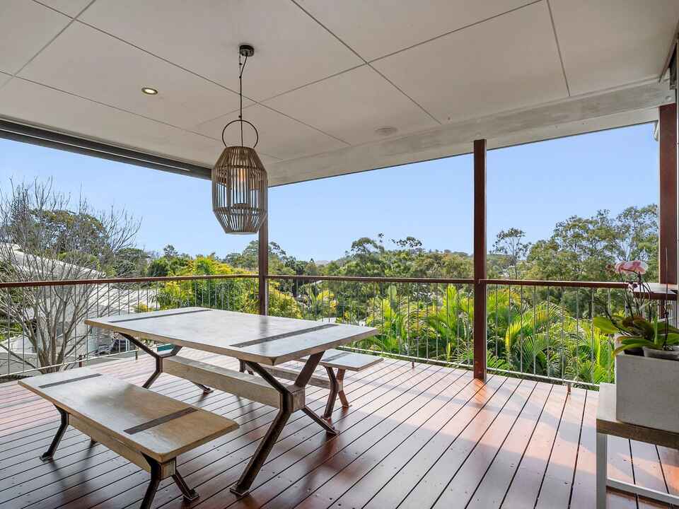 6 Coral Place Mount Coolum