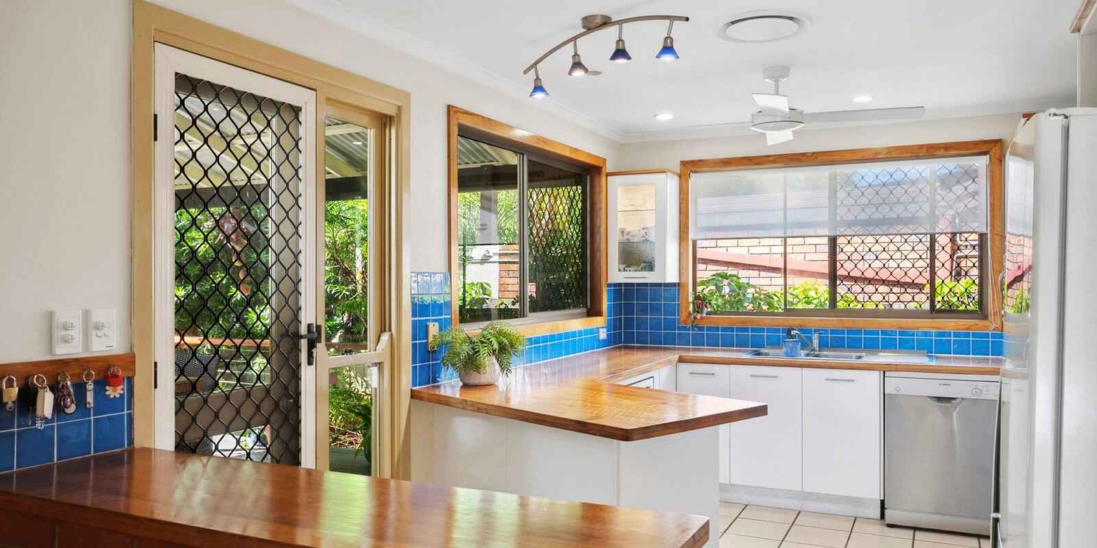 49 Centenary Heights Road Coolum Beach