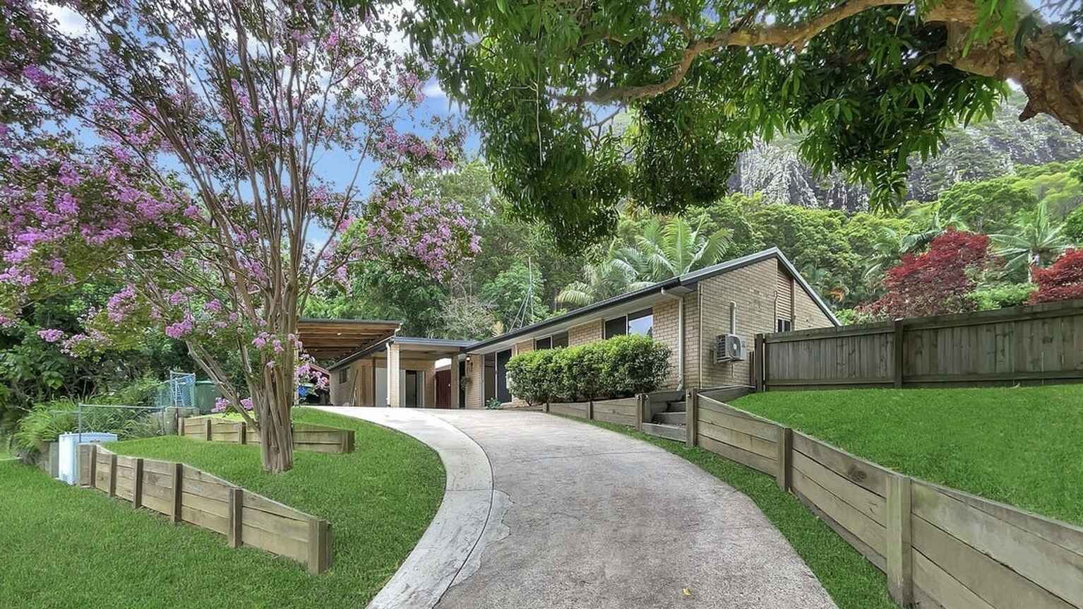 74 Suncoast Beach Drive Mount Coolum