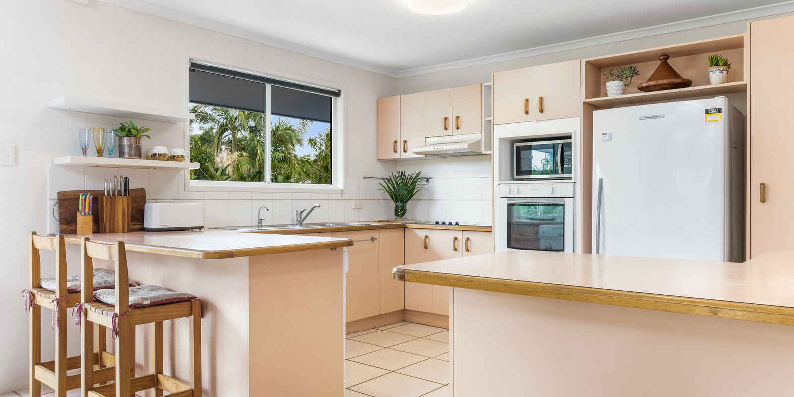 9 Newfield Street Sunrise Beach