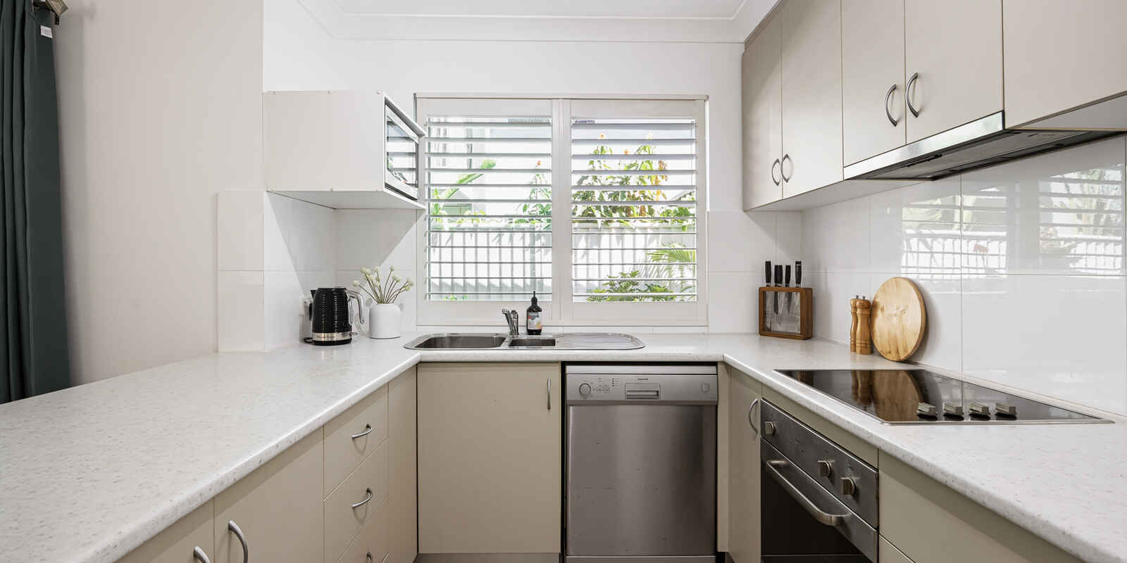 1/8A Low Street Yandina