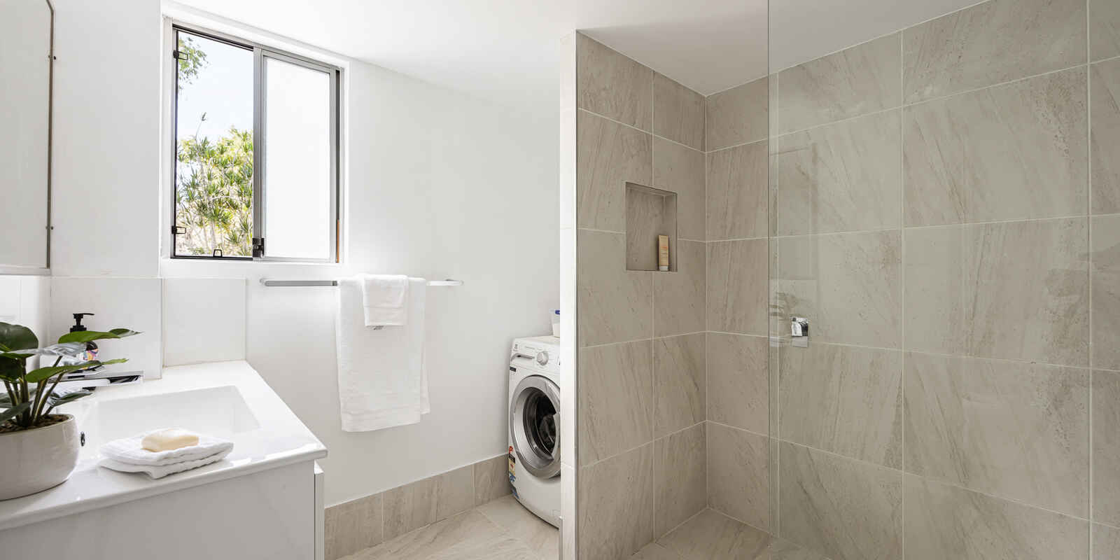 1/8A Low Street Yandina