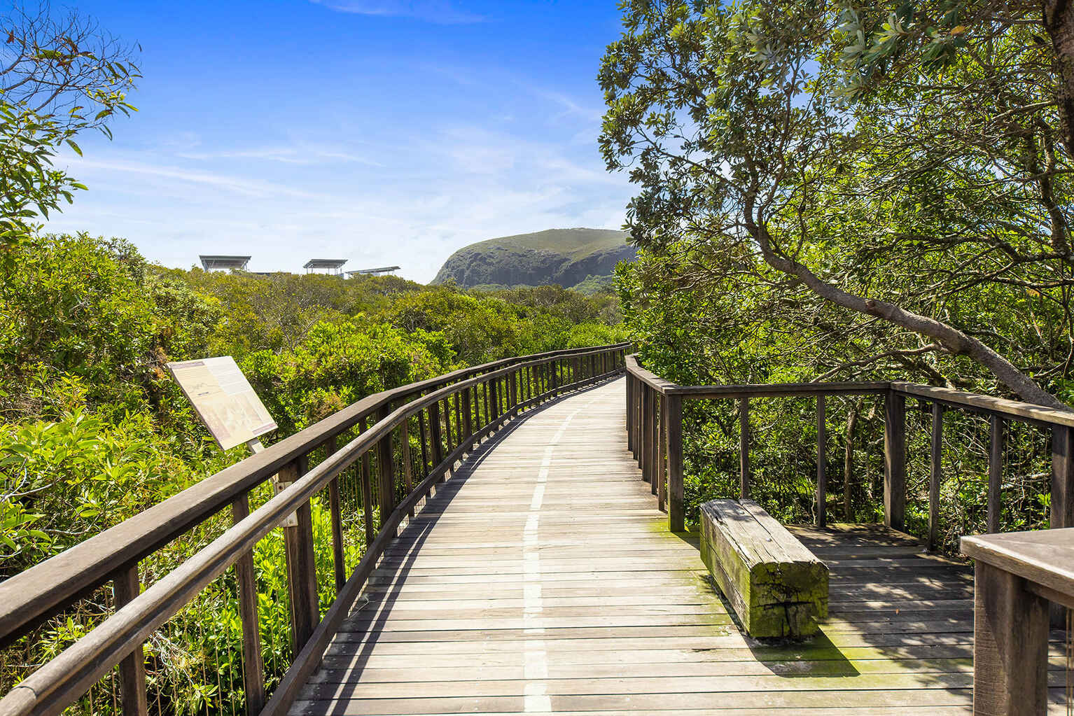 2/2 Spinnaker Drive Mount Coolum