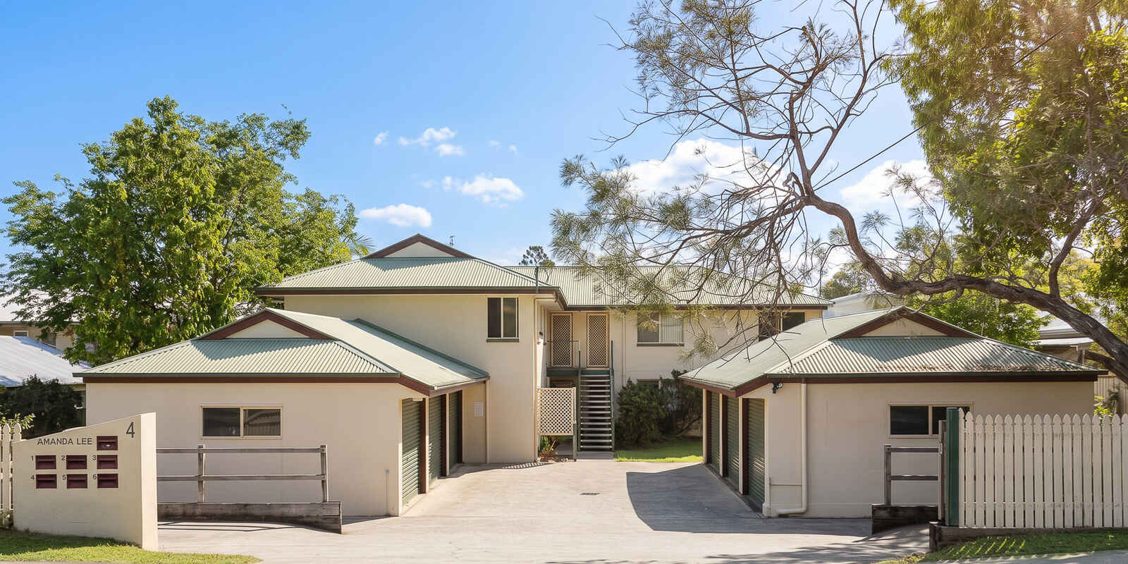 2/4 Low Street Yandina