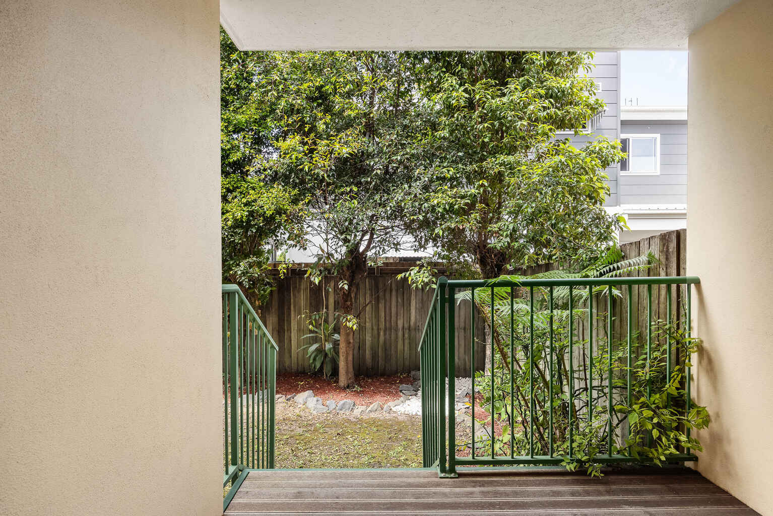 2/4 Low Street Yandina